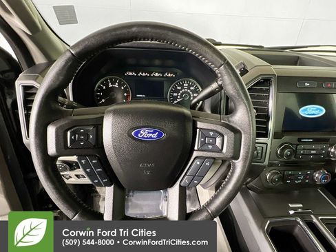 Used 2018 Ford F150 XLT w/ Equipment Group 302A Luxury image 8