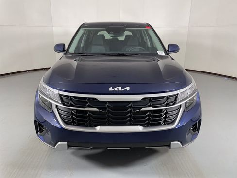 New 2026 Kia Seltos LX image 3