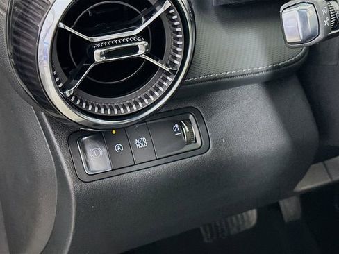 New 2026 Chevrolet Equinox LT w/ Convenience Package II image 10