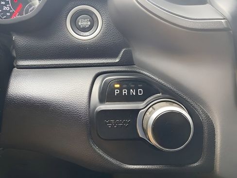 Used 2021 RAM 2500 Tradesman w/ Chrome Appearance Group image 17