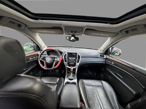 Used 2013 Cadillac SRX Luxury image 19