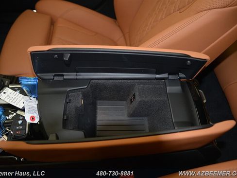 Used 2022 BMW 530e w/ Premium Package image 36