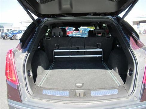 Used 2018 Cadillac XT5 Platinum w/ Driver Assist Package image 33