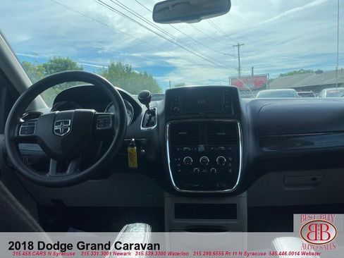 Used 2018 Dodge Grand Caravan SE w/ UConnect Hands-Free Group image 12