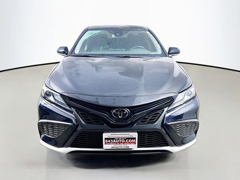 Used 2023 Toyota Camry XSE FWD image 2