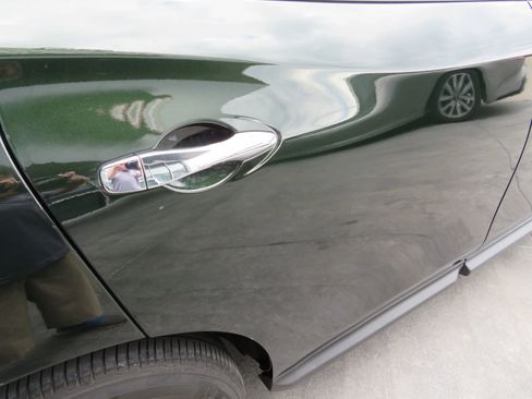 Used 2018 Nissan Pathfinder SV w/ SV All Weather Package image 36