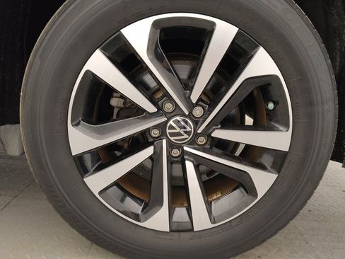 Used 2022 Volkswagen Tiguan S FWD image 31