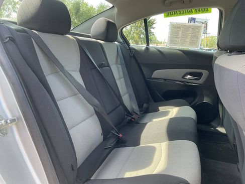 Used 2012 Chevrolet Cruze LS FWD image 32