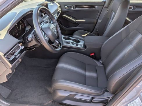 Used 2025 Honda Civic Sport image 16