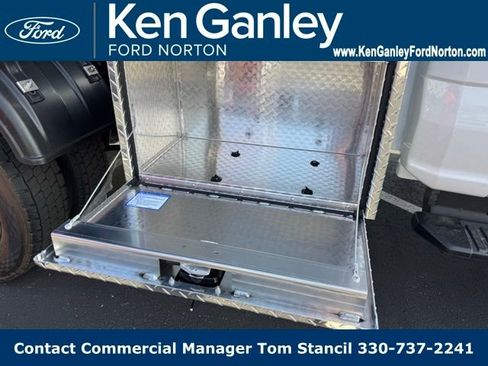 New 2025 Ford F550 4x4 Regular Cab Super Duty image 28