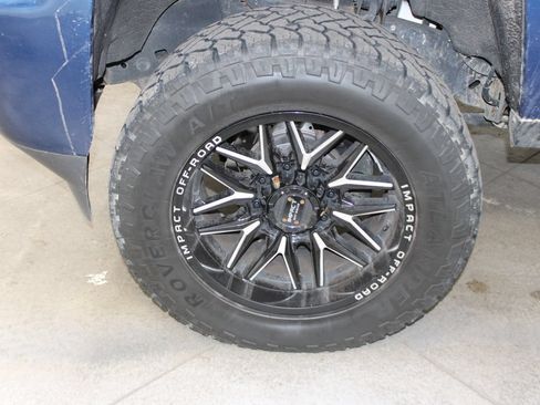 Used 2019 Chevrolet Silverado 2500 High Country w/ Duramax Plus Package AWD/4WD image 35