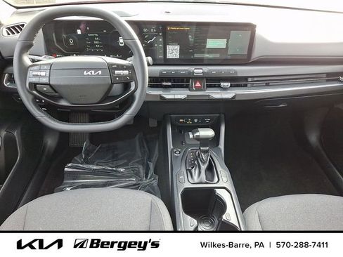 Certified 2025 Kia K4 EX image 14
