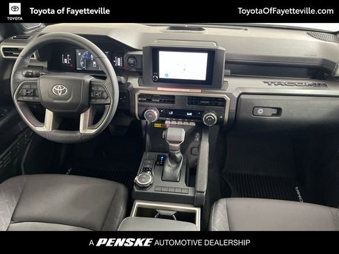 Used 2025 Toyota Tacoma SR5 w/ SR5 Upgrade Package AWD/4WD image 13