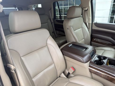 Used 2016 Chevrolet Tahoe LT RWD image 7