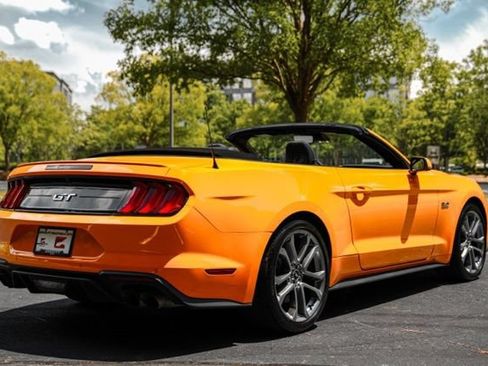 Used 2018 Ford Mustang GT Premium w/ Equipment Group 401A RWD image 12