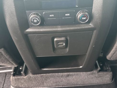 Certified 2021 Chevrolet Traverse LT image 25