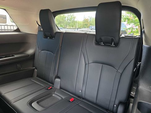 Certified 2023 INFINITI QX60 Luxe AWD/4WD image 10