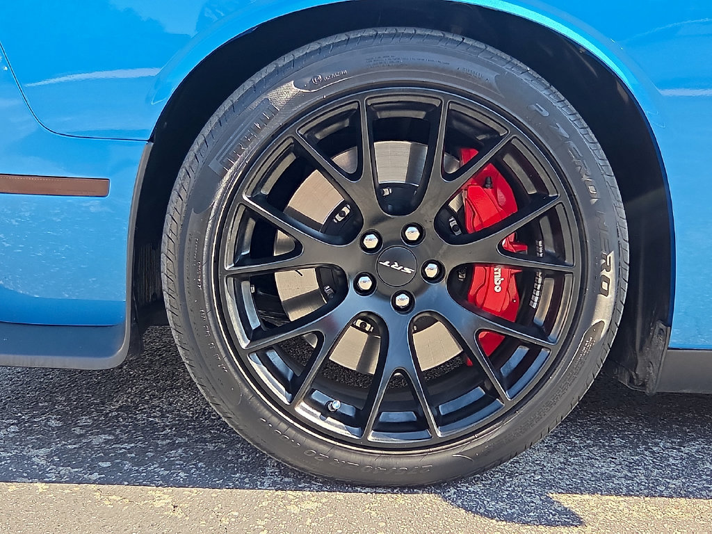 Used 2019 Dodge Challenger SRT Hellcat w/ Plus Package RWD image 9