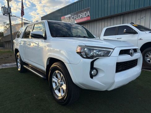 Used 2016 Toyota 4Runner SR5 Premium image 1