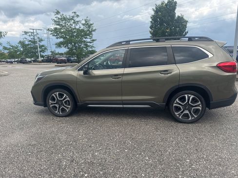 Certified 2023 Subaru Ascent Limited w/ Technology Package AWD/4WD image 10