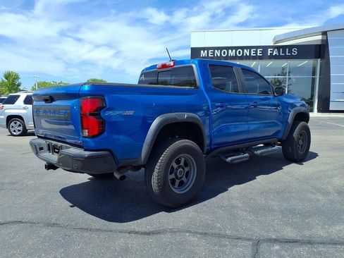 Used 2023 Chevrolet Colorado ZR2 w/ ZR2 Convenience Package III AWD/4WD image 3