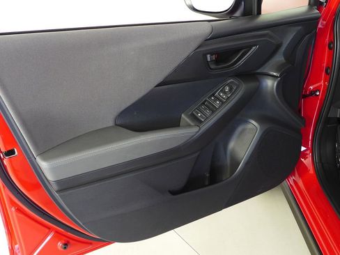 Certified 2025 Subaru Crosstrek 2.0i Premium image 11