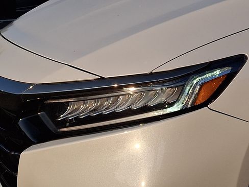 Used 2022 Honda Accord Sport Special Edition image 9