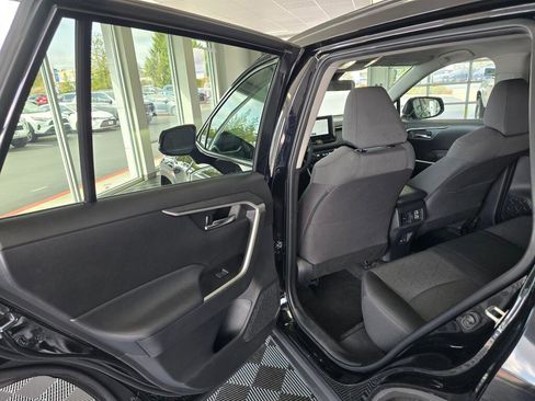 Certified 2024 Toyota RAV4 XLE AWD/4WD image 35