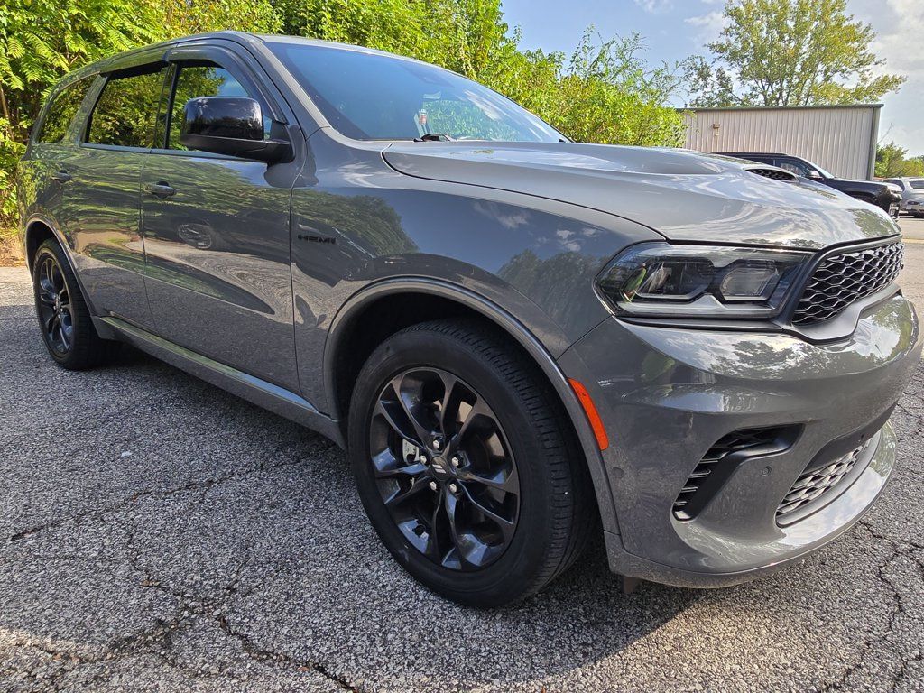 Used 2023 Dodge Durango R/T AWD/4WD image 10