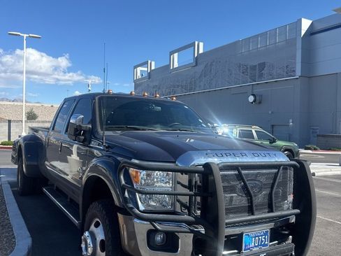 Used 2016 Ford F350 Lariat w/ Chrome Package image 7