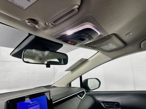 Used 2024 Toyota Corolla LE FWD image 18