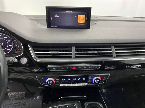 Used 2019 Audi Q7 3.0T Prestige w/ Prestige Package AWD/4WD image 52