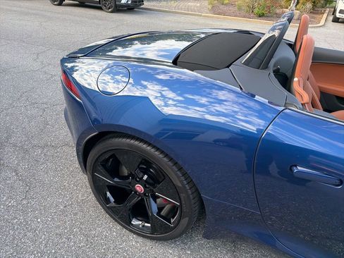 Used 2023 Jaguar F-TYPE Convertible RWD image 90