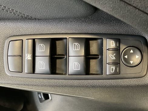 Used 2010 Mercedes-Benz ML 350 4MATIC image 16