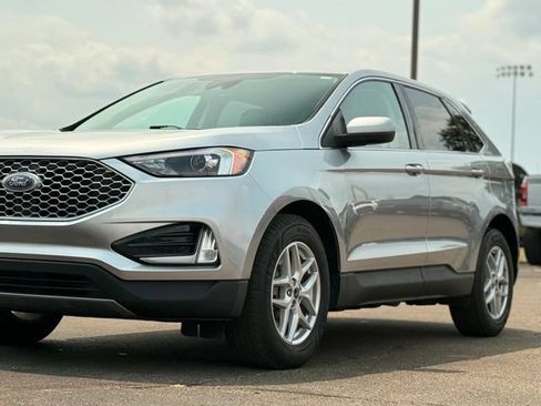 Certified 2023 Ford Edge SEL w/ Convenience Package AWD/4WD image 40