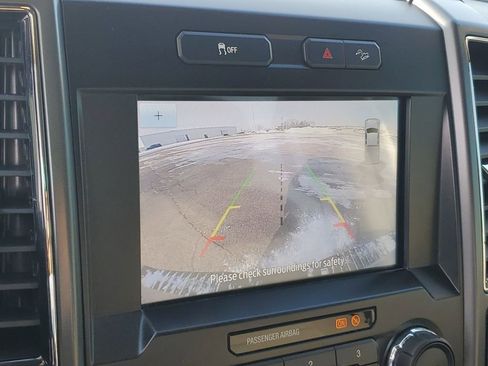 Used 2021 Ford F250 XLT w/ XLT Premium Package image 18