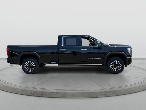 New 2026 GMC Sierra 2500 Denali Ultimate AWD/4WD image 9
