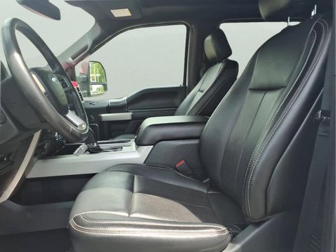 Used 2020 Ford F150 Lariat w/ Equipment Group 502A Luxury AWD/4WD image 15