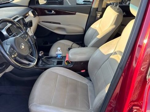 Used 2016 Kia Sorento EX w/ EX Touring Package FWD image 4