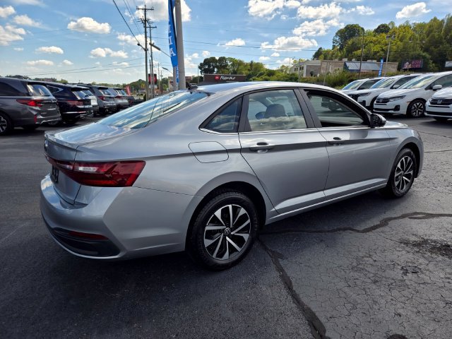 Used 2025 Volkswagen Jetta S FWD image 8