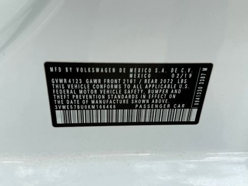 Used 2019 Volkswagen Jetta SEL w/ Cold Weather Package FWD image 52