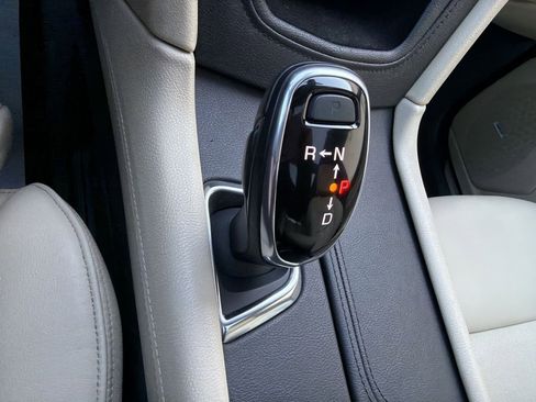 Used 2017 Cadillac XT5 Luxury w/ Driver Awareness Package image 22