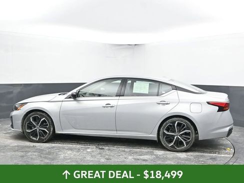 Used 2024 Nissan Altima 2.5 SR image 8
