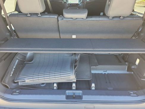 Used 2025 Toyota Sequoia Platinum AWD/4WD image 8
