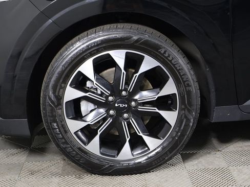 Certified 2024 Kia Carnival EX FWD image 24
