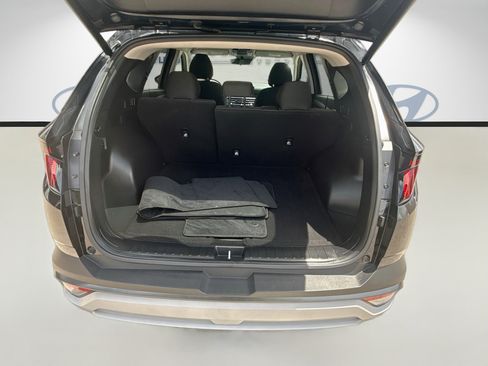 Used 2025 Hyundai Tucson SEL FWD image 24
