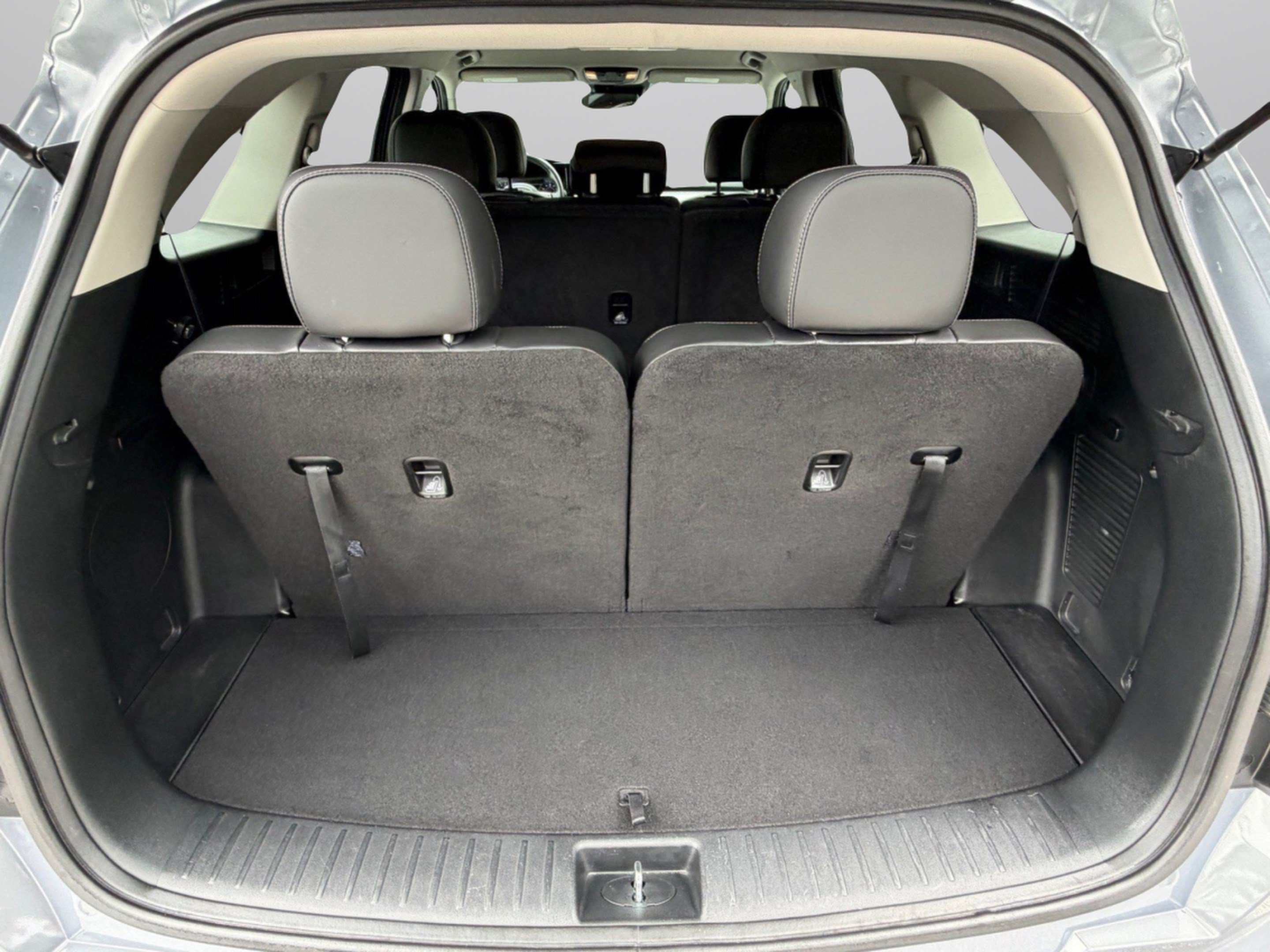 Used 2023 Kia Sorento S FWD image 48