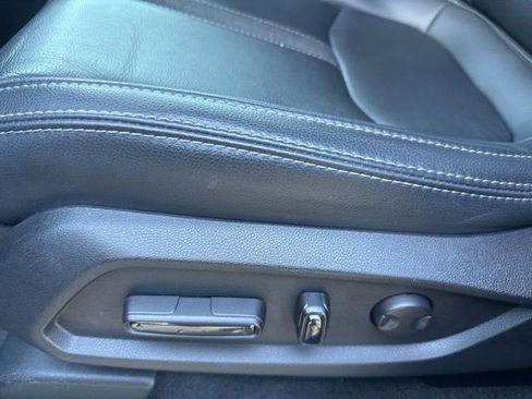 Used 2024 Honda Pilot Touring image 8