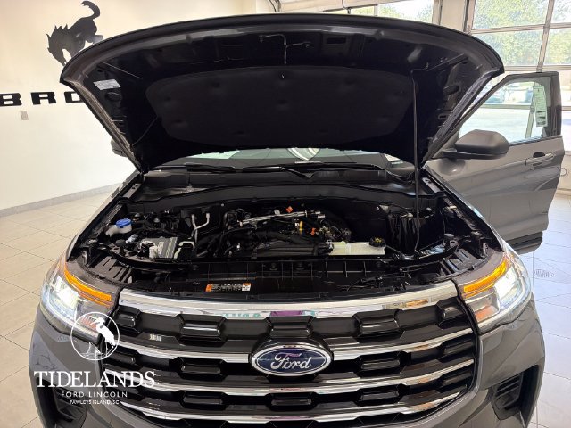 New 2026 Ford Explorer Active RWD image 25