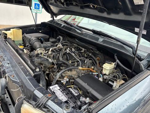 Used 2010 Toyota Tundra 4x4 CrewMax image 55